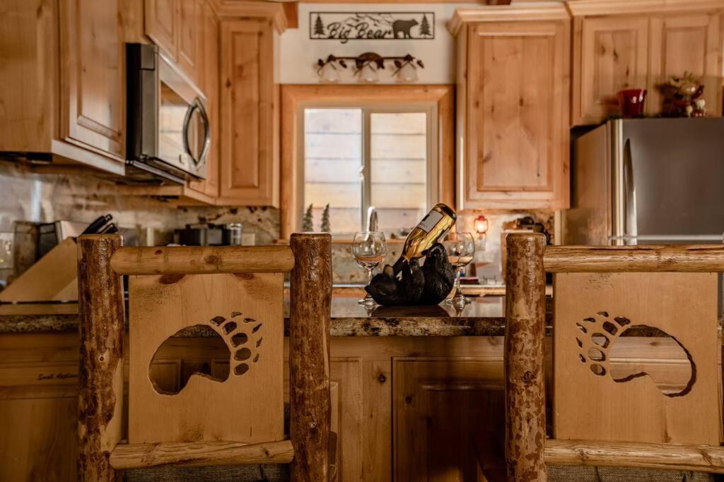 Hot Tub*Kids Room*Family Cabin Биг-Бэар-Сити Экстерьер фото